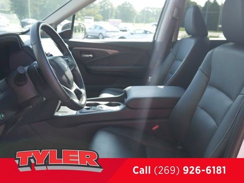 Certified 2025 Honda Ridgeline RTL image 35