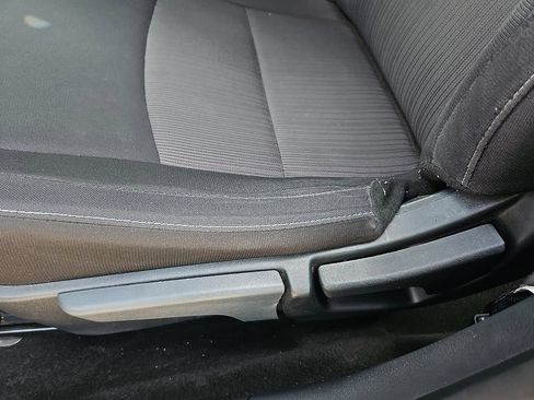Used 2024 Nissan Sentra SV FWD image 22