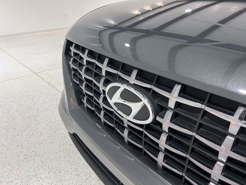 Used 2024 Hyundai Venue SEL image 28
