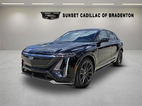 New 2026 Cadillac Lyriq V w/ Exterior Carbon Fiber Package image 3