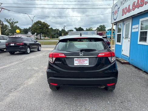 Used 2021 Honda HR-V LX image 4