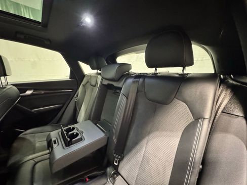 Used 2022 Audi SQ5 Premium image 24