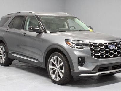 Certified 2025 Ford Explorer Platinum w/ Ultimate Package