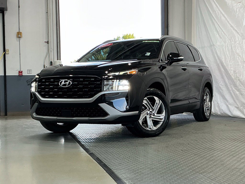 Used 2023 Hyundai Santa Fe SEL w/ Cargo Package FWD image 2