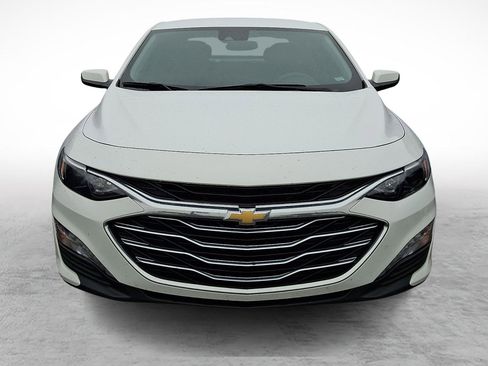 Used 2024 Chevrolet Malibu LT image 2