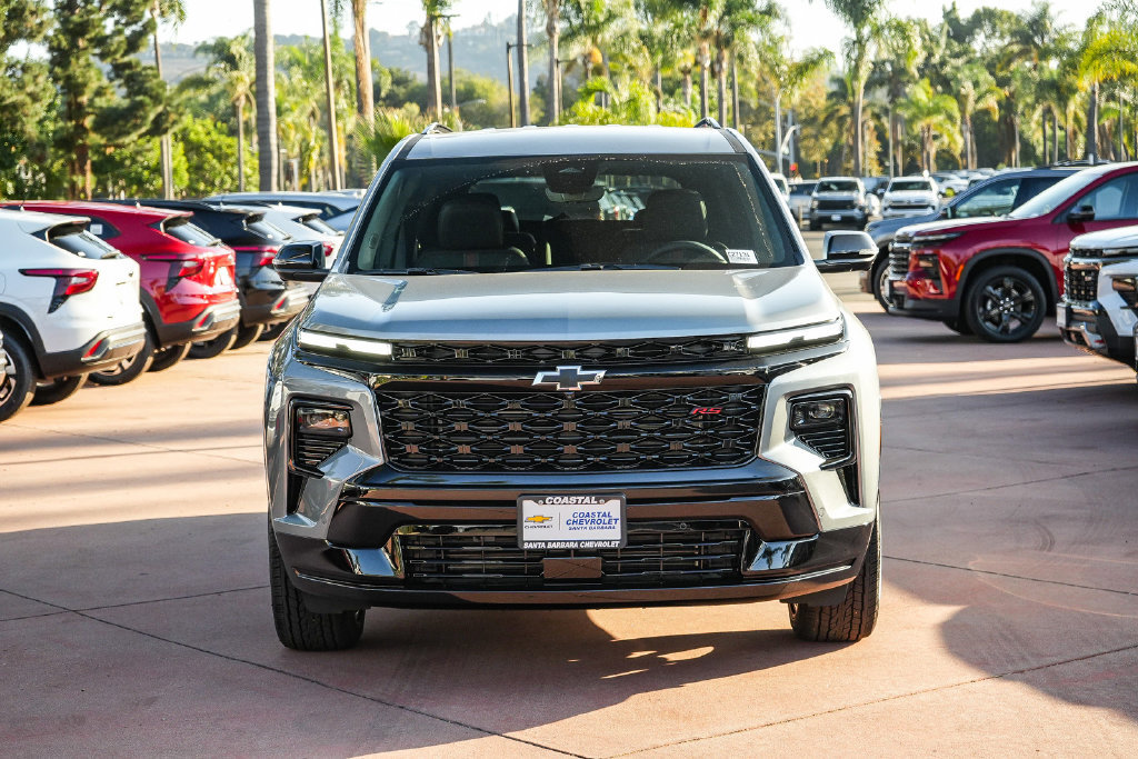 New 2027 Chevrolet Traverse RS w/ LPO, Floor Liner Package FWD image 2