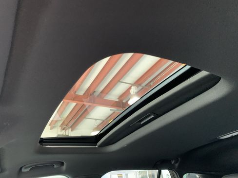 New 2026 Chevrolet Trax RS w/ Sunroof Package FWD image 28