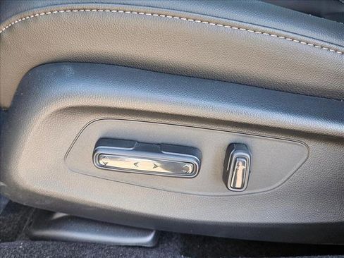 New 2026 Honda HR-V EX-L image 4