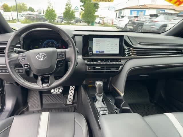 Used 2025 Toyota Camry SE w/ Convenience Package AWD/4WD image 15