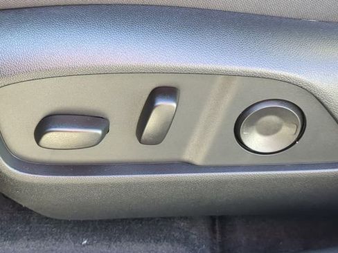 New 2026 Chevrolet Equinox ACTIV w/ Convenience Package III image 19