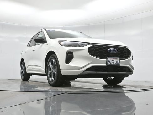 Certified 2023 Ford Escape ST-Line w/ Tech Pack #1 image 47