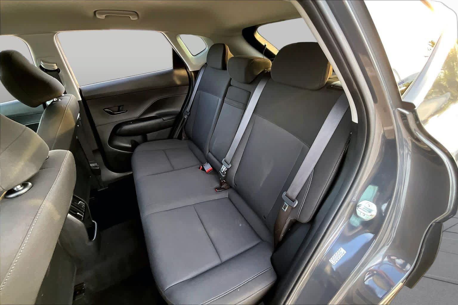 Certified 2024 Hyundai Kona SEL AWD/4WD image 19