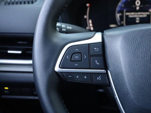 Certified 2025 Toyota Grand Highlander AWD image 13