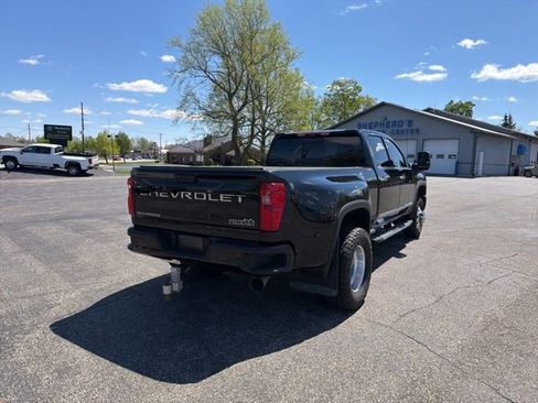 Used 2025 Chevrolet Silverado 3500 High Country w/ Technology Package AWD/4WD image 15