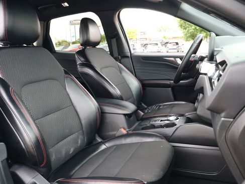 Used 2024 Ford Escape ST-Line image 31