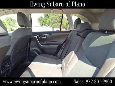 Used 2025 Toyota RAV4 XLE FWD image 7