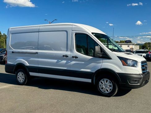 Used 2023 Ford E-Transit Medium Roof RWD image 2