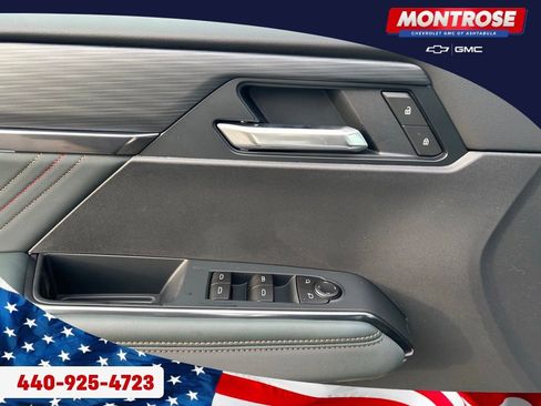 New 2026 GMC Acadia AT4 image 10