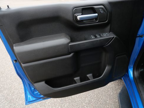 Used 2022 Chevrolet Silverado 1500 Custom AWD/4WD image 22