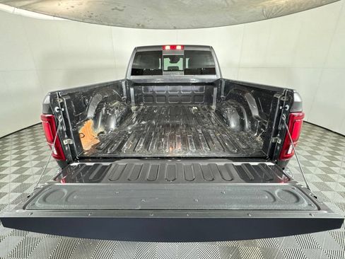 Used 2026 RAM 2500 Laramie AWD/4WD image 43