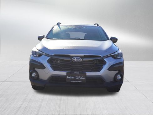 Used 2024 Subaru Crosstrek 2.5i Limited w/ Popular Package #3A AWD/4WD image 2