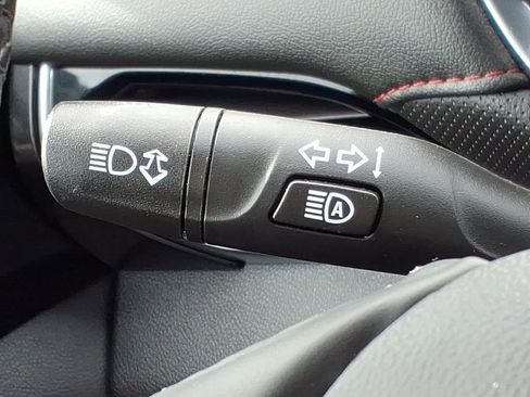 Used 2023 Chevrolet Traverse RS w/ LPO, Floor Liner Package AWD/4WD image 29