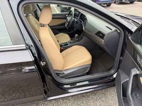 Used 2019 Volkswagen Jetta SEL image 14