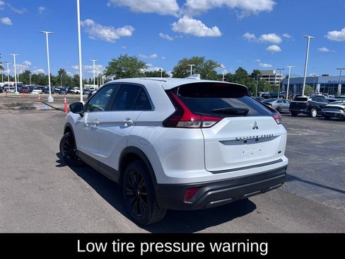 Used 2023 Mitsubishi Eclipse Cross LE AWD/4WD image 7