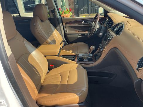 Used 2016 Buick Enclave Leather FWD image 21