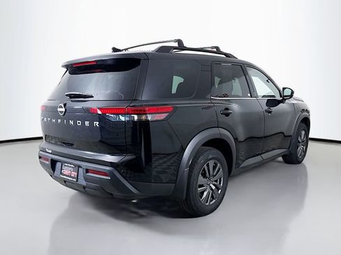 Used 2025 Nissan Pathfinder SV FWD image 9