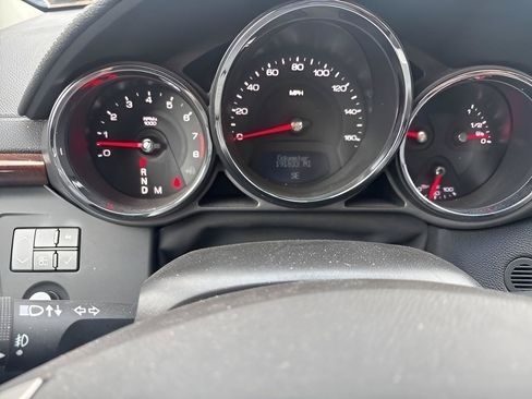 Used 2010 Cadillac CTS Premium RWD image 34
