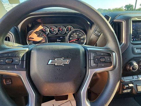 Used 2022 Chevrolet Silverado 1500 Custom w/ Rally Edition AWD/4WD image 12