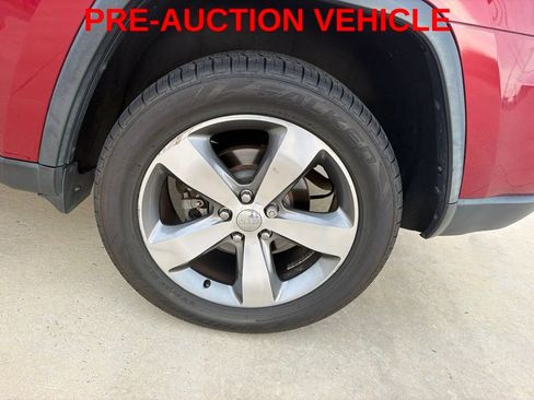 Used 2014 Jeep Grand Cherokee Limited w/ Luxury Group II RWD image 6