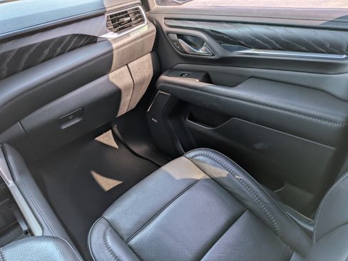 Certified 2022 GMC Yukon XL Denali AWD/4WD image 16