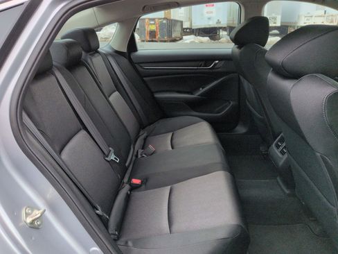 Used 2019 Honda Accord EX image 27