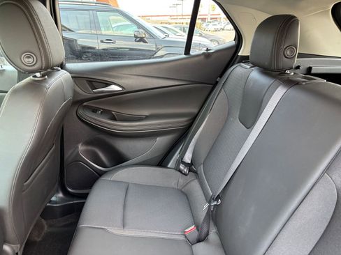 Used 2025 Buick Encore GX Preferred FWD image 38