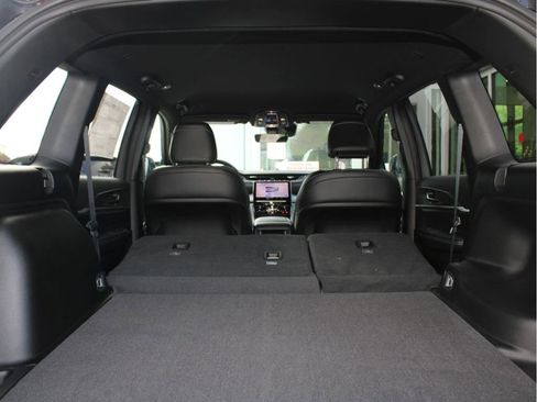 New 2025 Jeep Grand Cherokee Limited w/ Trailer Tow Package image 36