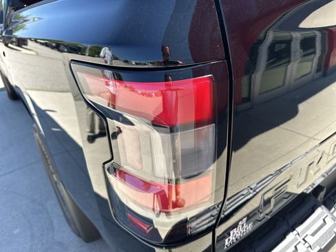 New 2026 Nissan Frontier SV w/ SV Convenience Package AWD/4WD image 15
