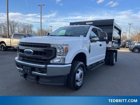 Used 2020 Ford F350 XL w/ Power Equipment Group image 3
