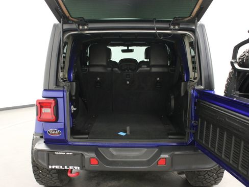 Used 2018 Jeep Wrangler Unlimited Rubicon AWD/4WD image 14