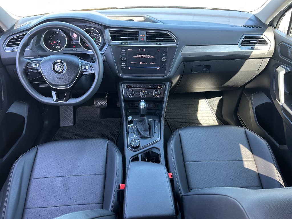 Used 2020 Volkswagen Tiguan SE AWD/4WD image 29