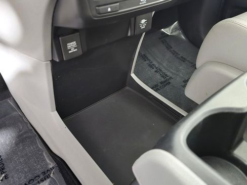 Used 2019 Honda Odyssey Elite image 34
