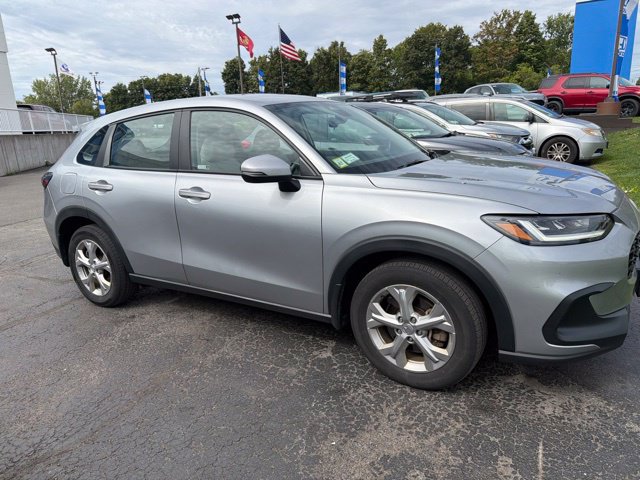 Used 2024 Honda HR-V LX image 1