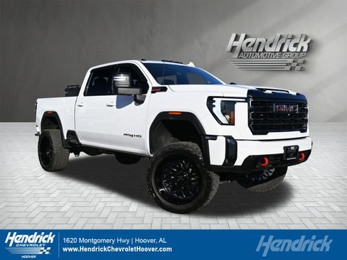 Used 2024 GMC Sierra 2500 AT4 w/ AT4 Premium Plus Package image 1