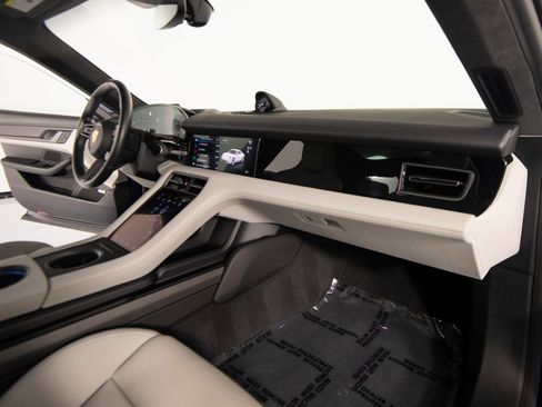 Certified 2021 Porsche Taycan Turbo S image 22