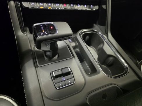 Used 2023 GMC Sierra 1500 AT4X AWD/4WD image 25