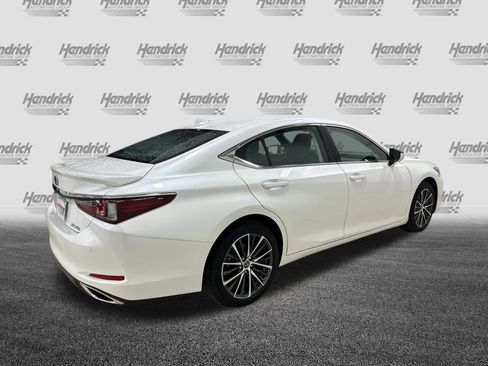 Used 2025 Lexus ES 350 w/ Premium Package image 10