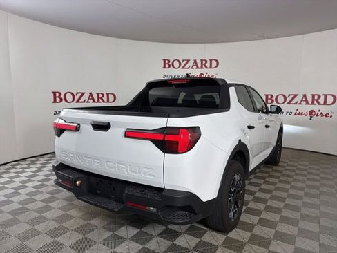 Used 2024 Hyundai Santa Cruz SEL FWD image 8