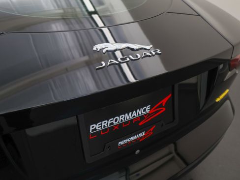 Used 2018 Jaguar F-TYPE 400 Sport AWD/4WD image 39