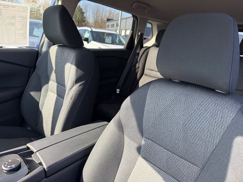 New 2026 Nissan Rogue SV AWD/4WD image 27
